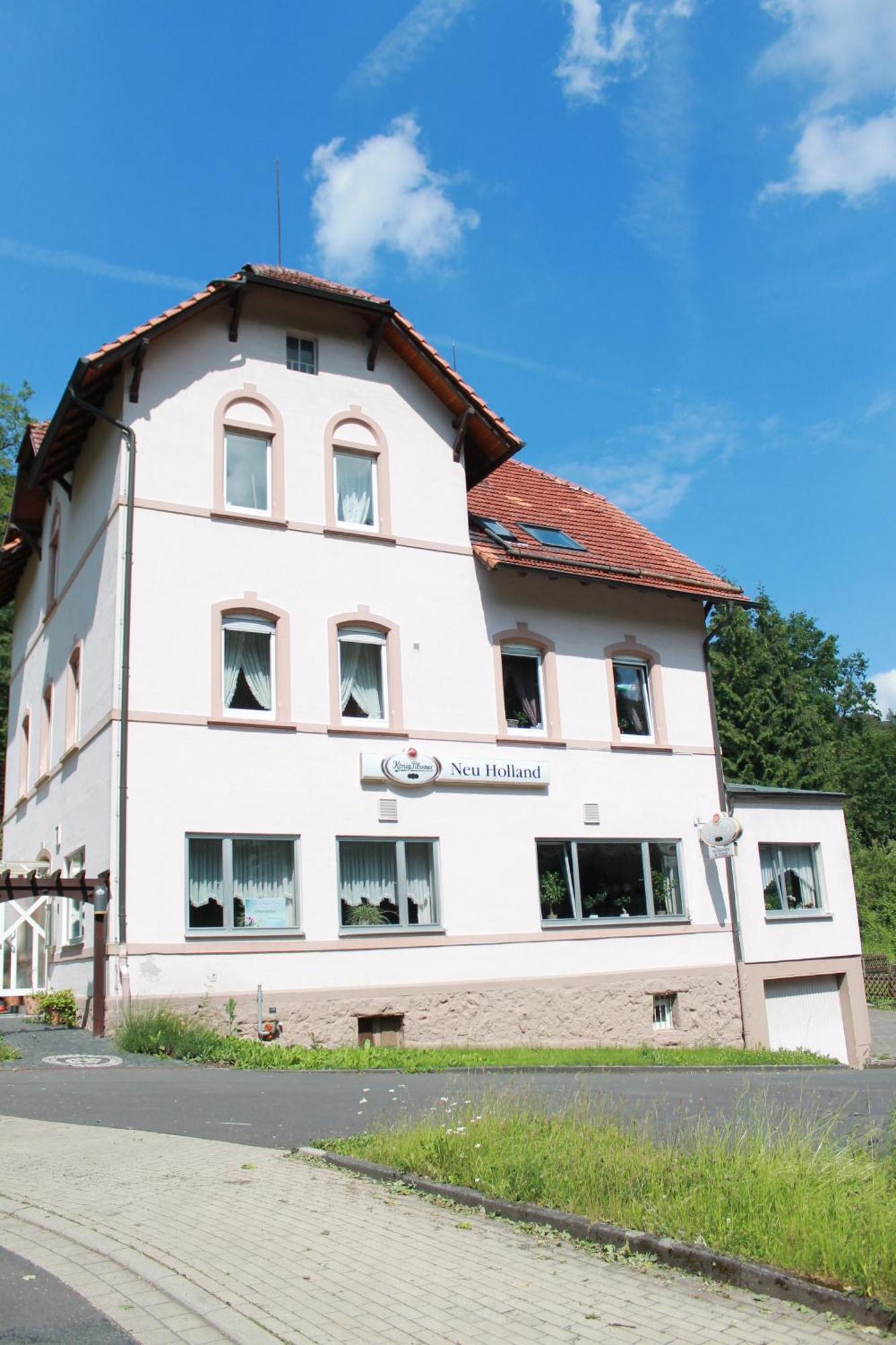 Hotel Restaurant Neu-Holland Касел Екстериор снимка